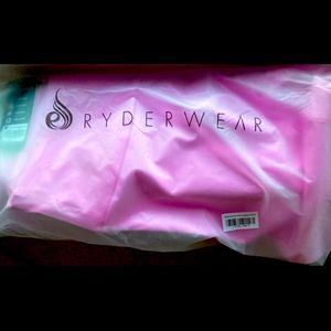 Ryderwear scrunch bum legging